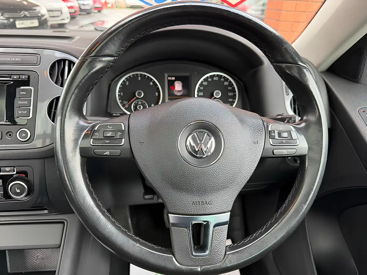 Used 2015 Volkswagen Tiguan Match Black - Interior and Exterior details 14