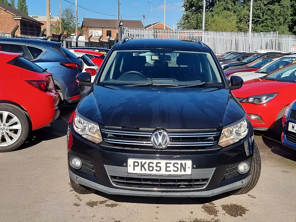 Used 2015 Volkswagen Tiguan Match Black - Interior and Exterior details 2