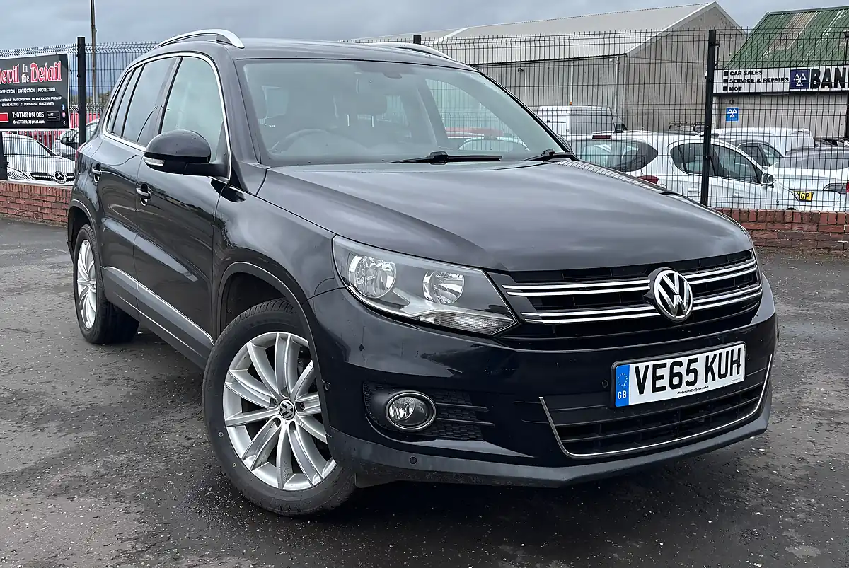 Used 2015 Volkswagen Tiguan Match Edition Black - Front View