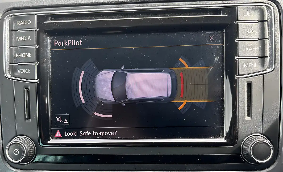Used 2015 Volkswagen Tiguan Match Edition Black - Interior and Exterior details 4