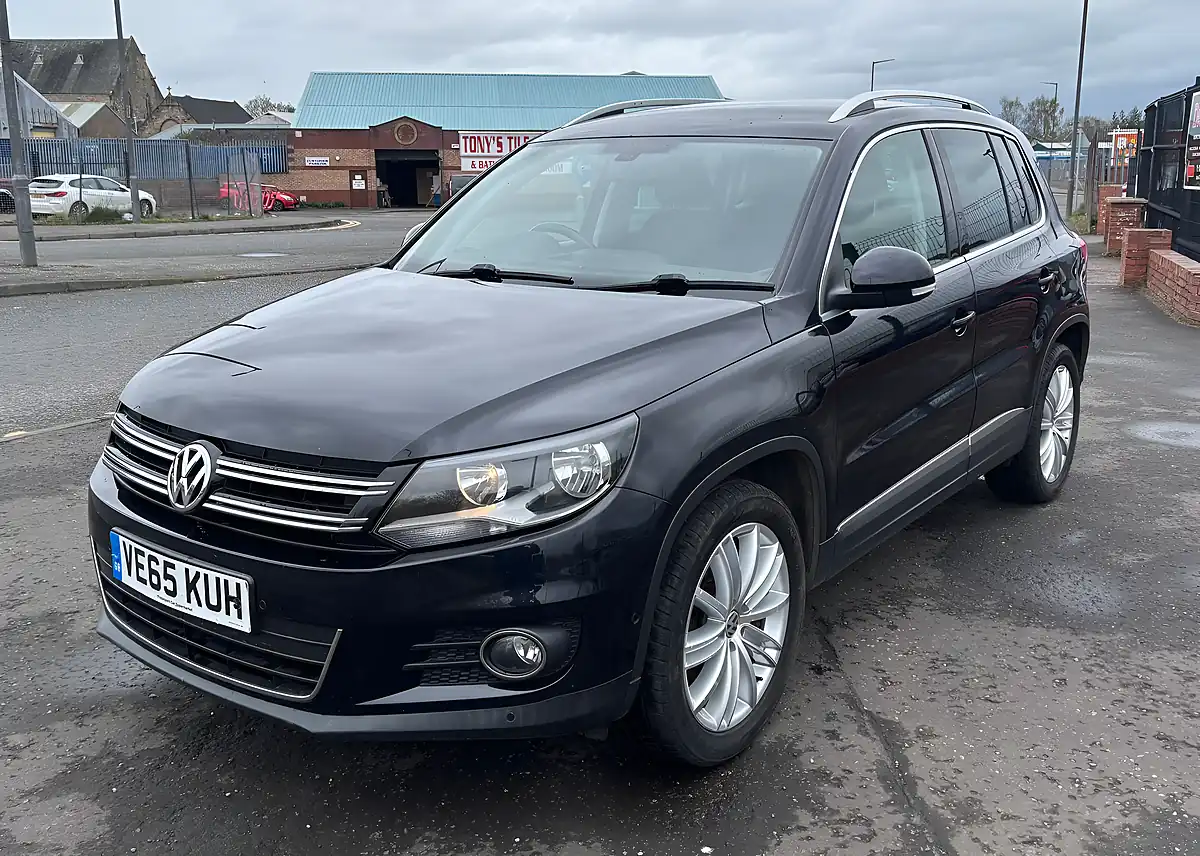 Used 2015 Volkswagen Tiguan Match Edition Black - Interior and Exterior details 5