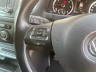 Used 2015 Volkswagen Tiguan Match Edition Blue - Interior and Exterior details 15
