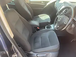 Used 2015 Volkswagen Tiguan Match Edition Blue - Interior and Exterior details 17