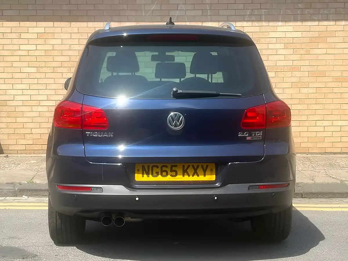 Used 2015 Volkswagen Tiguan Match Edition Blue - Interior and Exterior details 18