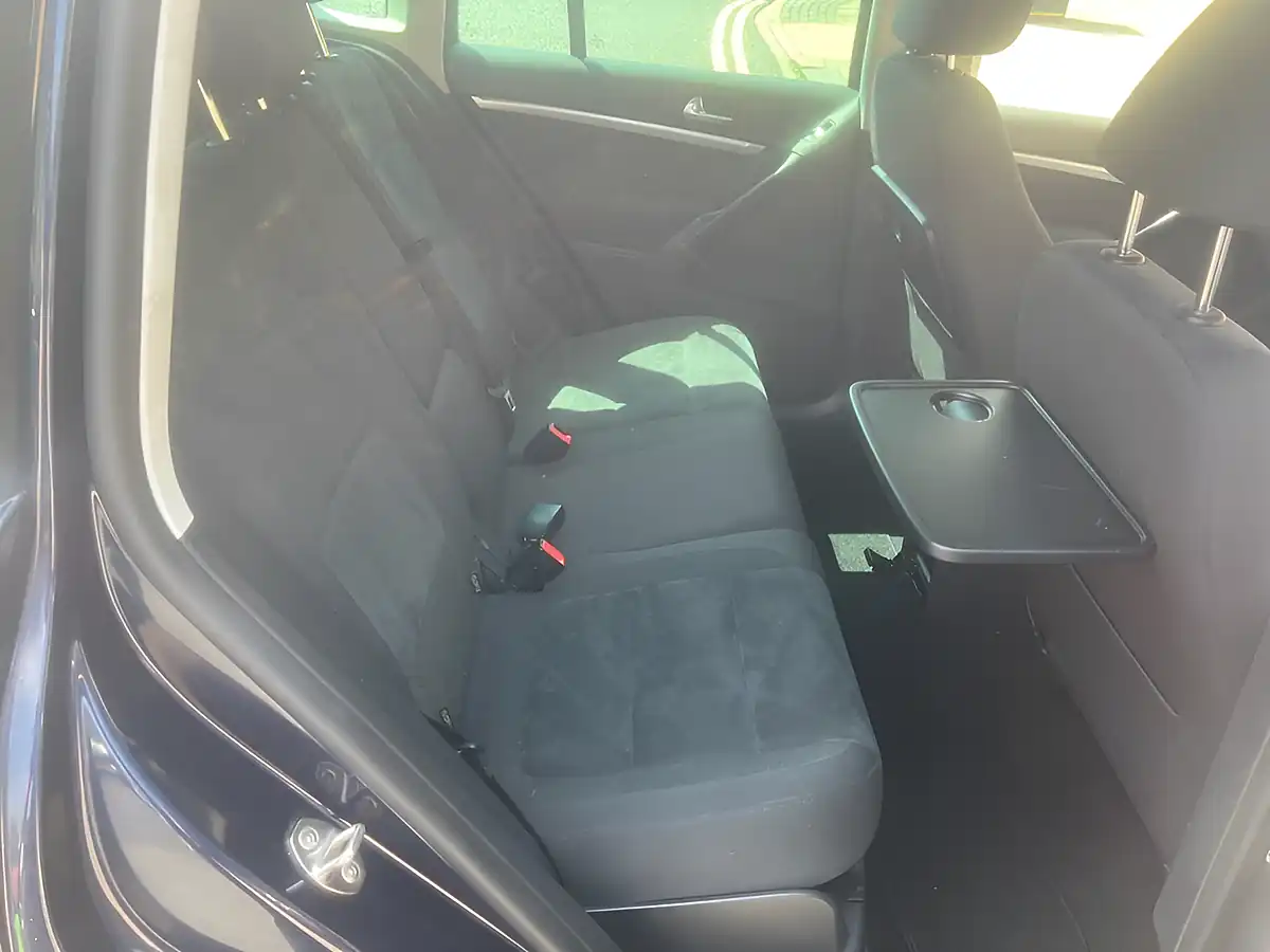 Used 2015 Volkswagen Tiguan Match Edition Blue - Interior and Exterior details 9