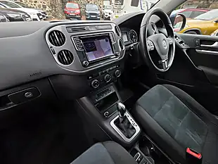Used 2015 Volkswagen Tiguan Match Edition Blue - Interior and Exterior details 11