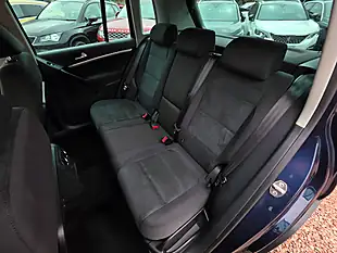 Used 2015 Volkswagen Tiguan Match Edition Blue - Interior and Exterior details 12