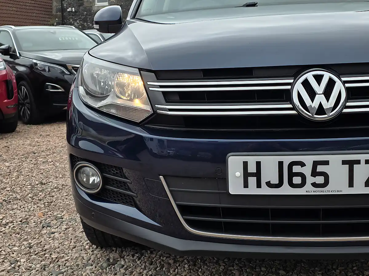 Used 2015 Volkswagen Tiguan Match Edition Blue - Interior and Exterior details 4