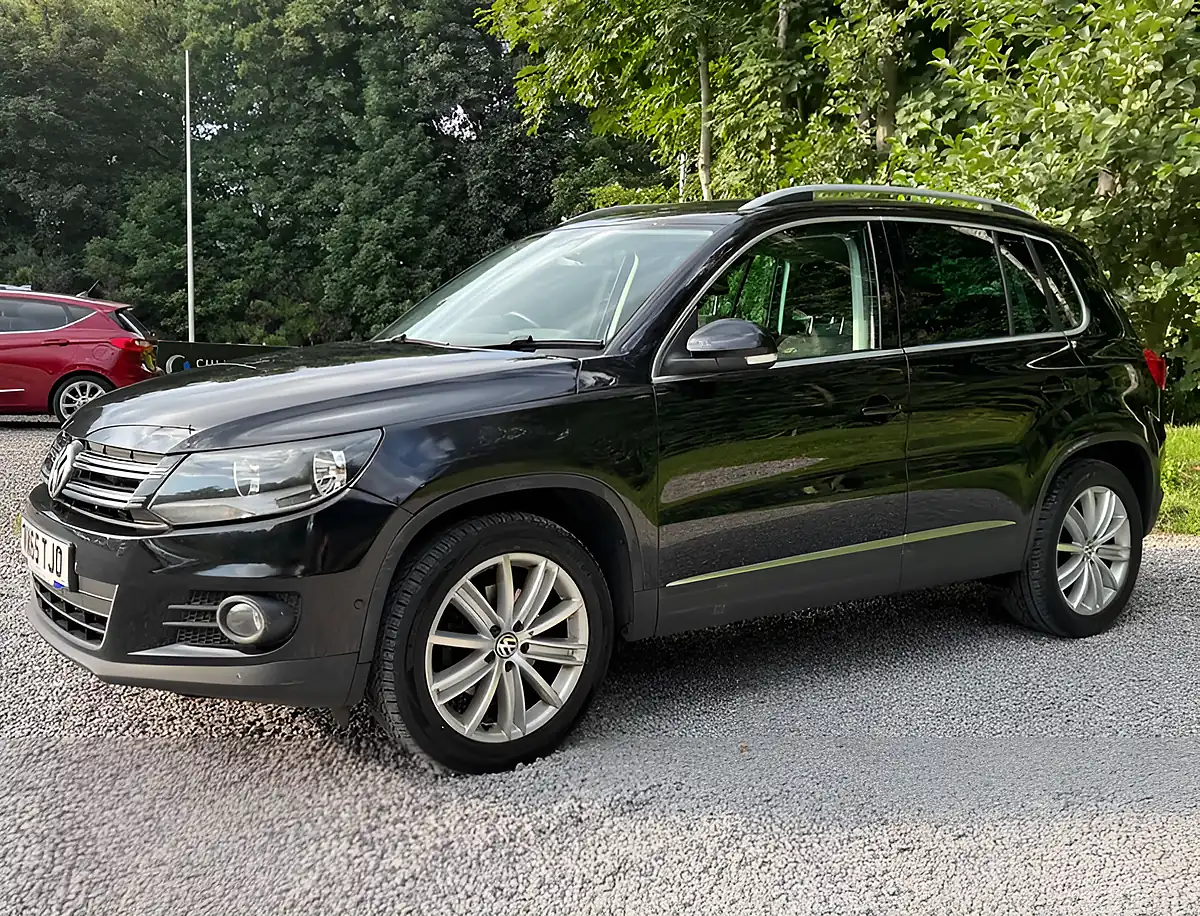 Used 2015 Volkswagen Tiguan Match Edition Deep Black - Interior and Exterior details 8