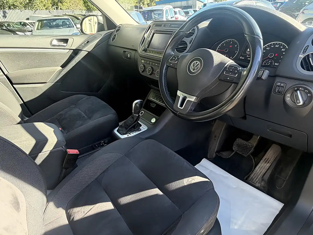 Used 2015 Volkswagen Tiguan Match Edition Grey - Interior and Exterior details 17