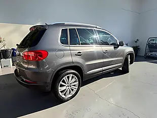 Used 2015 Volkswagen Tiguan Match Edition Grey - Interior and Exterior details 4