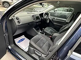 Used 2015 Volkswagen Tiguan Match Edition Night Blue - Interior and Exterior details 10