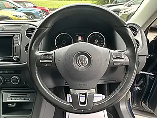 Used 2015 Volkswagen Tiguan Match Edition Night Blue - Interior and Exterior details 13