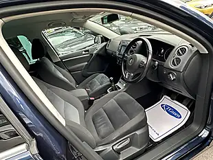 Used 2015 Volkswagen Tiguan Match Edition Night Blue - Interior and Exterior details 8