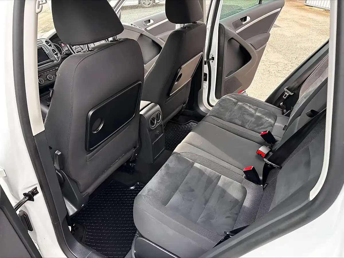 Used 2015 Volkswagen Tiguan Match Edition White - Interior and Exterior details 13