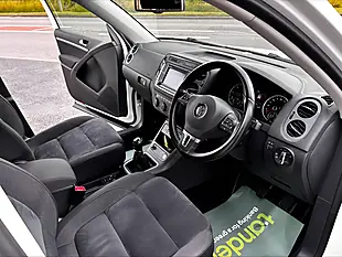 Used 2015 Volkswagen Tiguan Match Edition White - Interior and Exterior details 17
