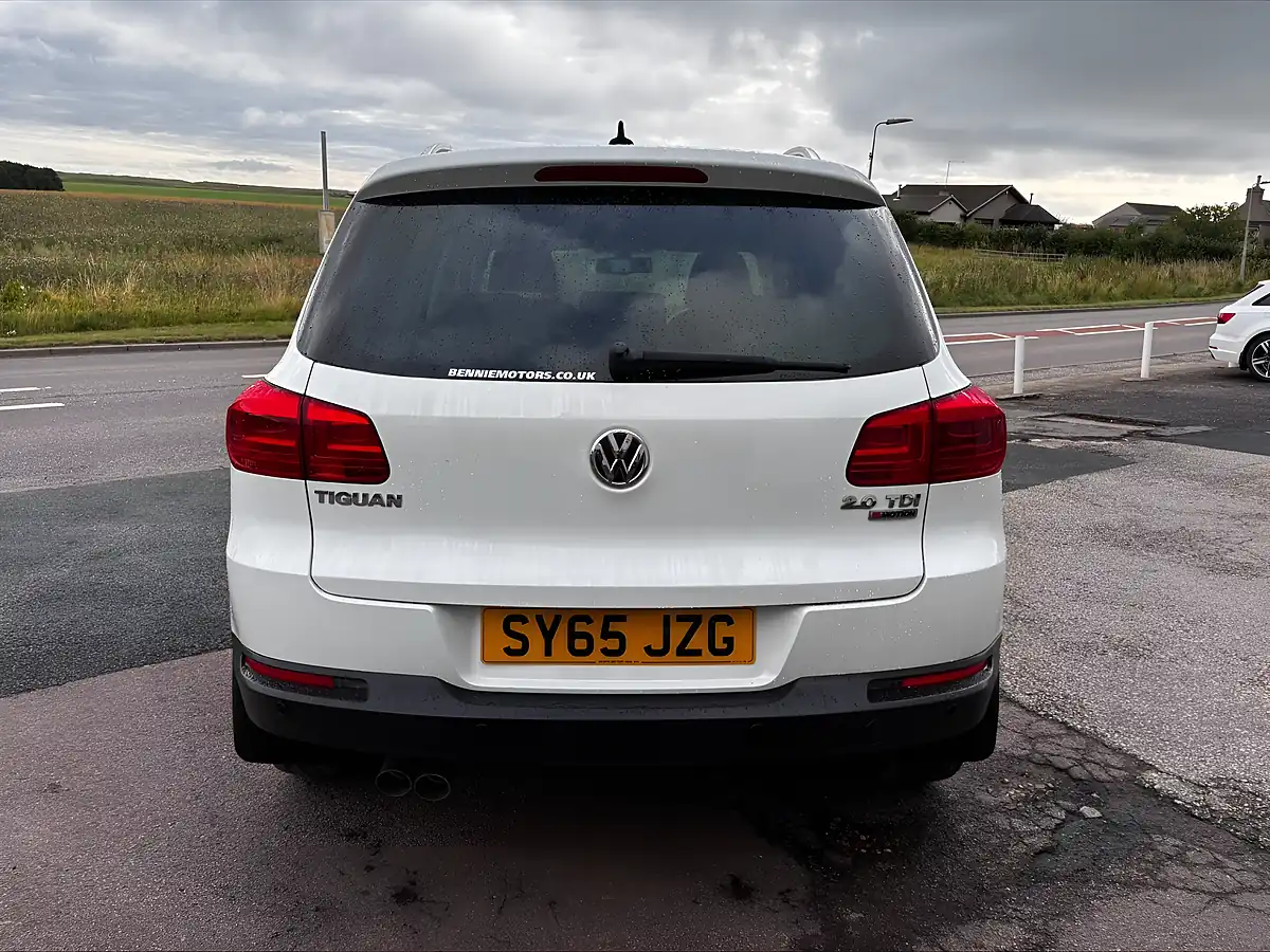 Used 2015 Volkswagen Tiguan Match Edition White - Interior and Exterior details 7