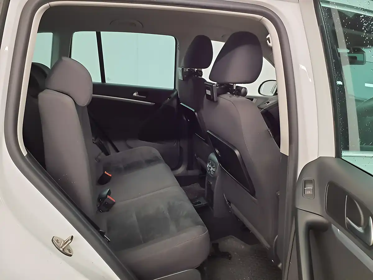 Used 2015 Volkswagen Tiguan Match Edition White - Interior and Exterior details 11
