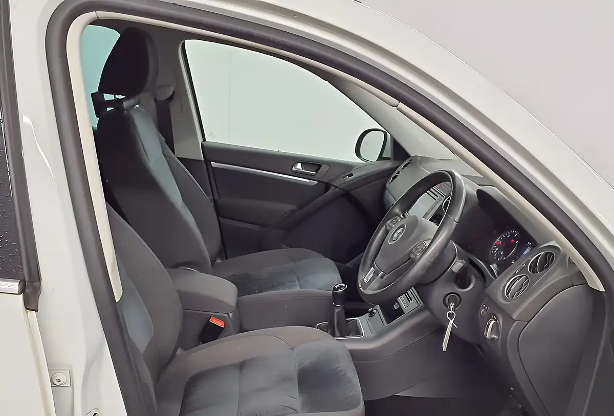 Used 2015 Volkswagen Tiguan Match Edition White - Interior and Exterior details 2
