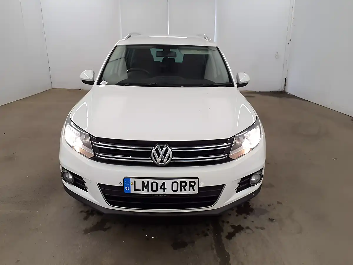 Used 2015 Volkswagen Tiguan Match Edition White - Interior and Exterior details 3