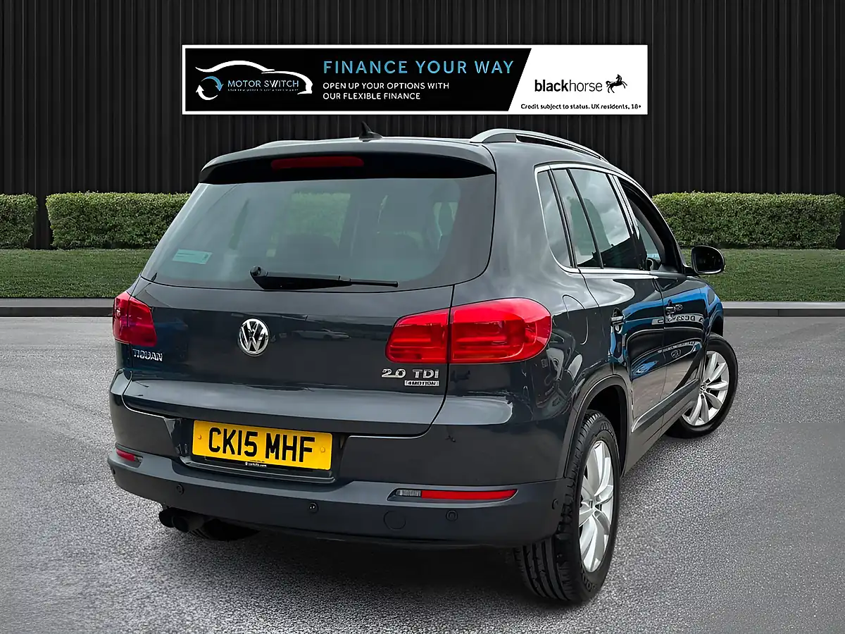 Used 2015 Volkswagen Tiguan Match Grey - Interior and Exterior details 11
