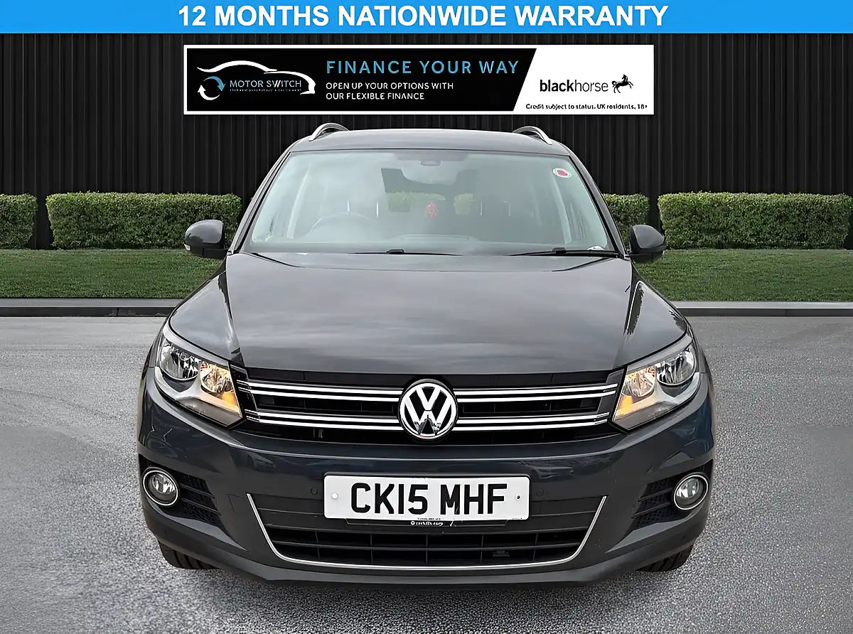 Used 2015 Volkswagen Tiguan Match Grey - Interior and Exterior details 2