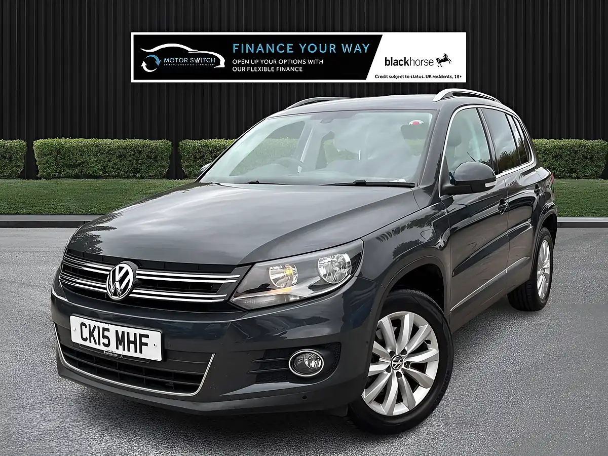 Used 2015 Volkswagen Tiguan Match Grey - Interior and Exterior details 3