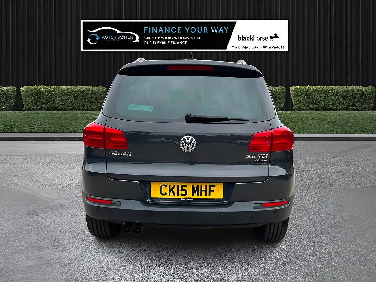 Used 2015 Volkswagen Tiguan Match Grey - Interior and Exterior details 9