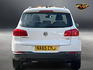 Used 2015 Volkswagen Tiguan Match Pure White - Interior and Exterior details 5
