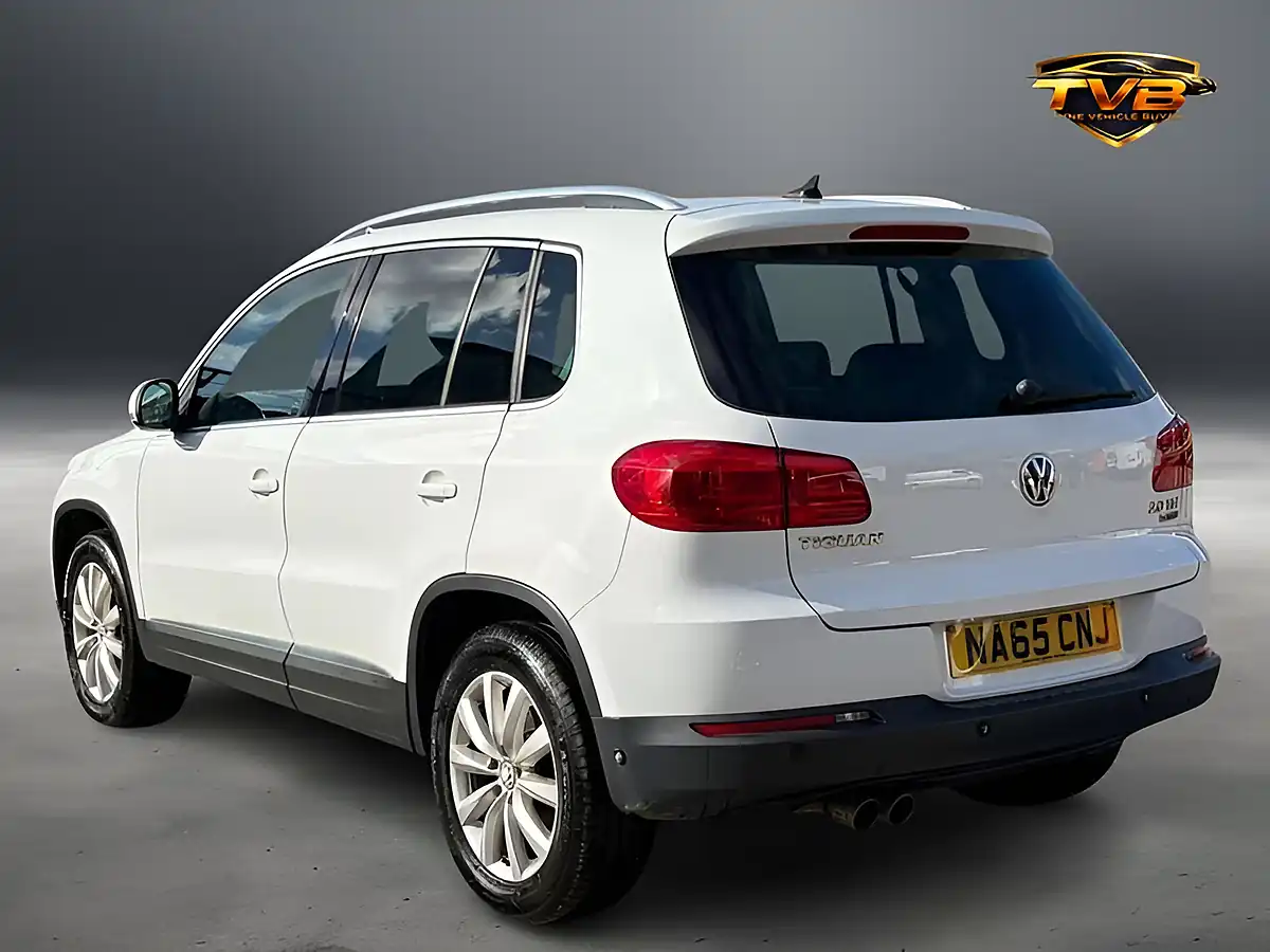 Used 2015 Volkswagen Tiguan Match Pure White - Interior and Exterior details 7