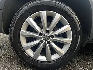 Used 2015 Volkswagen Tiguan Match Silver - Interior and Exterior details 10