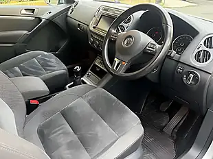 Used 2015 Volkswagen Tiguan Match Silver - Interior and Exterior details 12