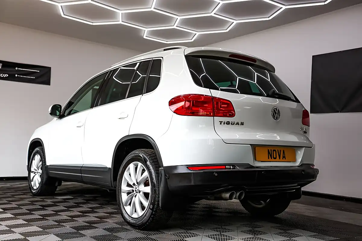 Used 2015 Volkswagen Tiguan Match White - Interior and Exterior details 11