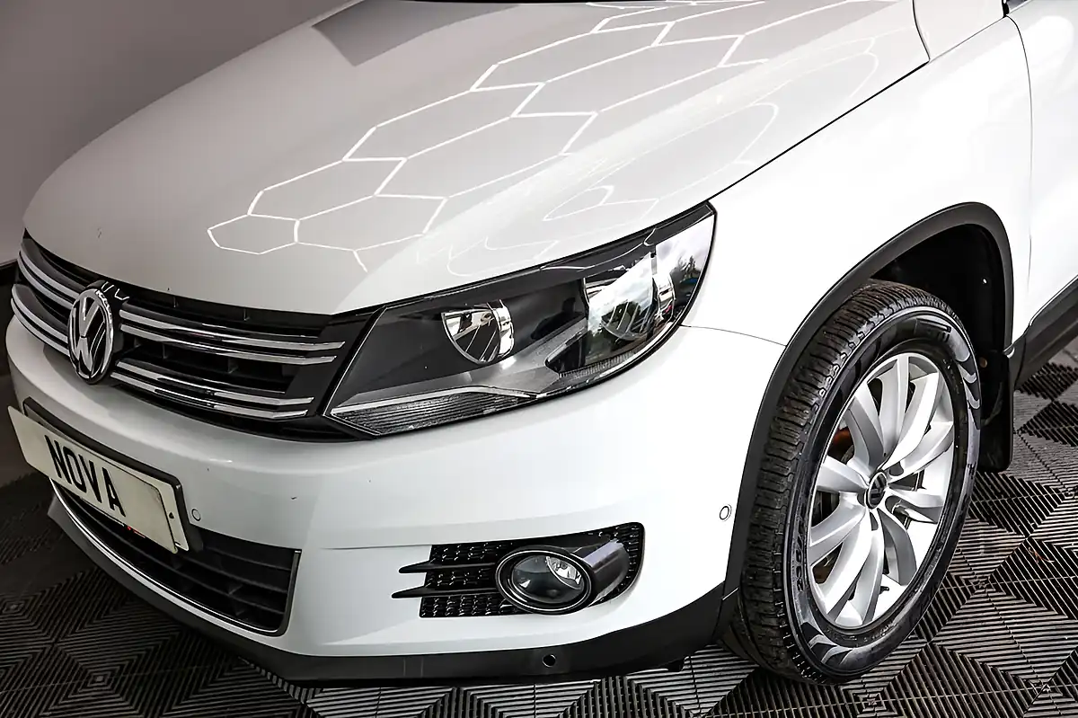 Used 2015 Volkswagen Tiguan Match White - Interior and Exterior details 17