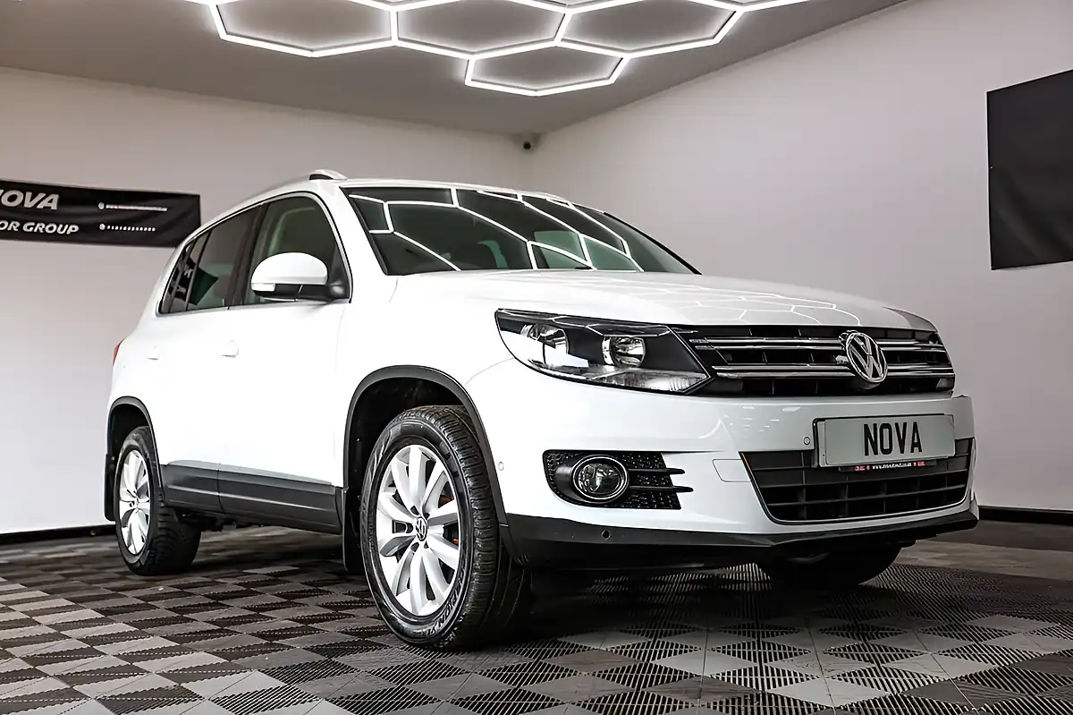 Used 2015 Volkswagen Tiguan Match White - Interior and Exterior details 2