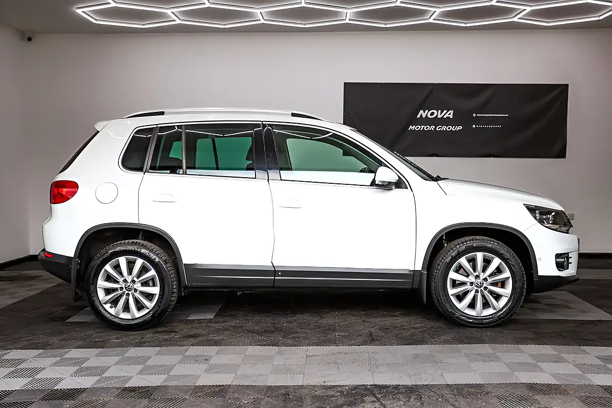 Used 2015 Volkswagen Tiguan Match White - Interior and Exterior details 4