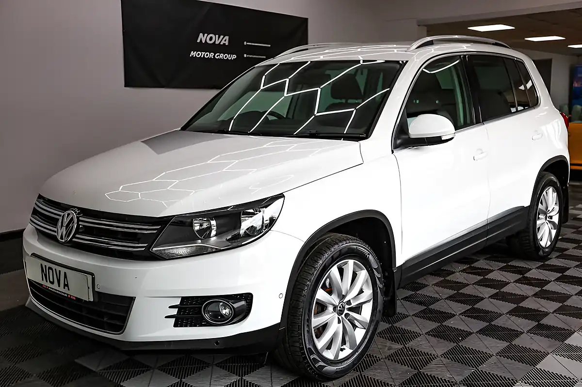 Used 2015 Volkswagen Tiguan Match White - Interior and Exterior details 6