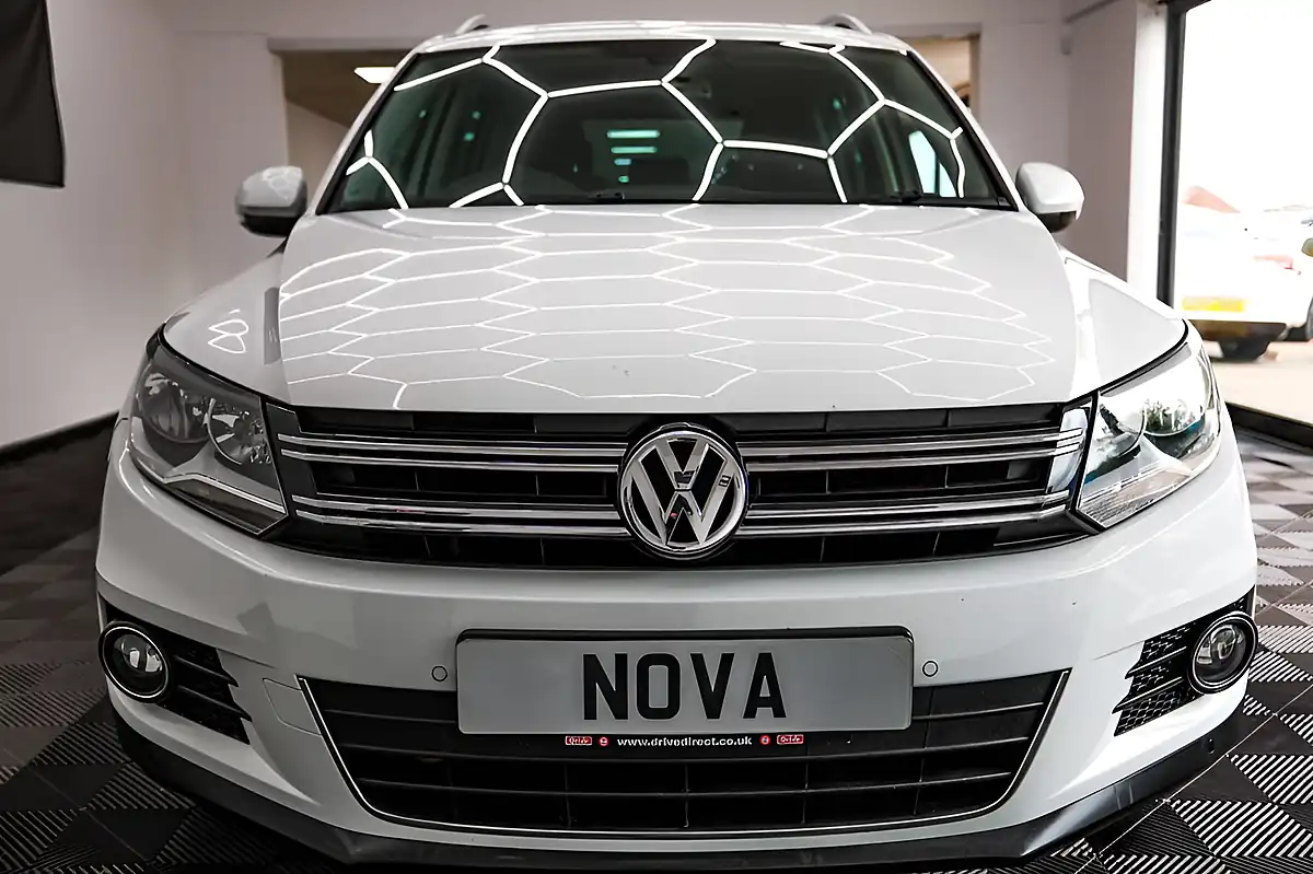 Used 2015 Volkswagen Tiguan Match White - Interior and Exterior details 7