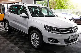 Used 2015 Volkswagen Tiguan Match White - Interior and Exterior details 8