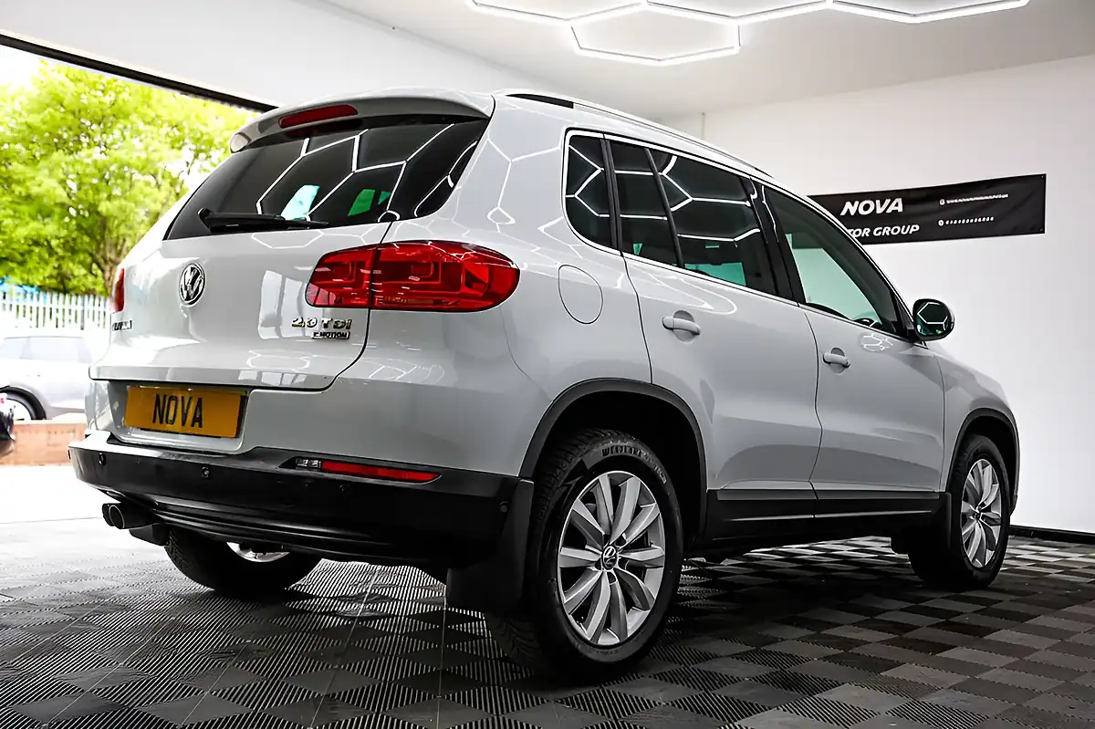 Used 2015 Volkswagen Tiguan Match White - Interior and Exterior details 9