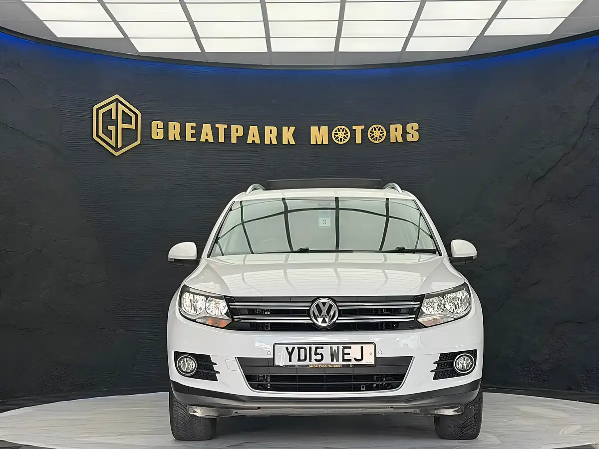 Used 2015 Volkswagen Tiguan Match White - Interior and Exterior details 2