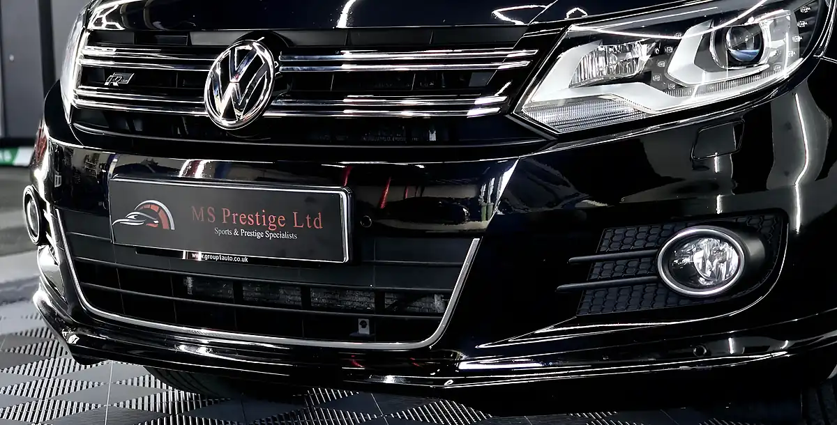 Used 2015 Volkswagen Tiguan R-Line Deep Black Pearl - Interior and Exterior details 6