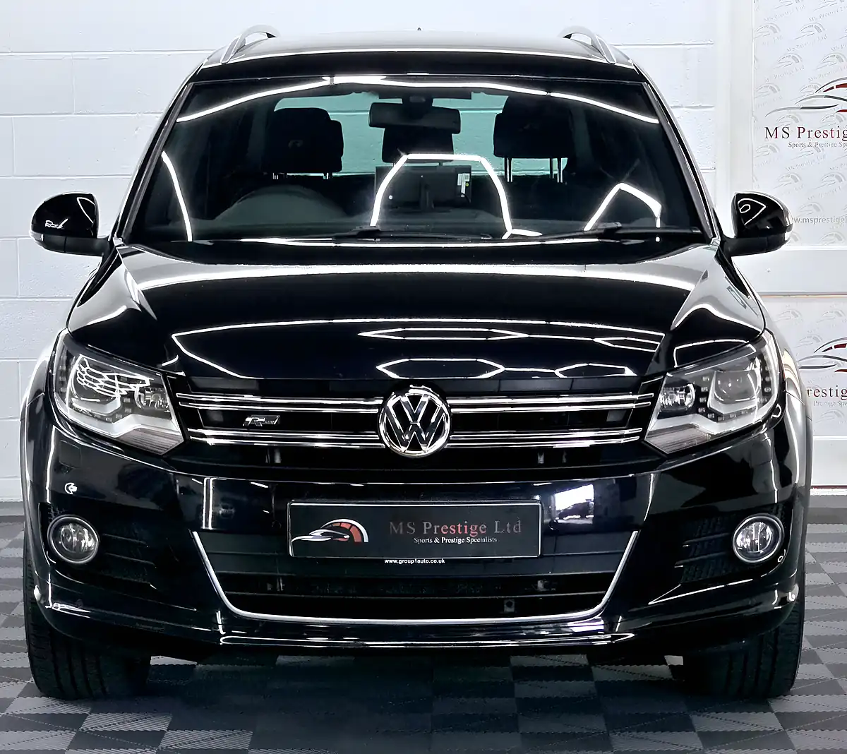 Used 2015 Volkswagen Tiguan R-Line Deep Black Pearl - Interior and Exterior details 7