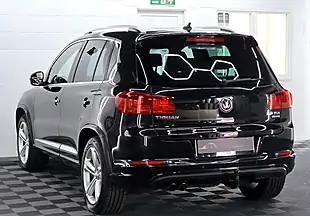 Used 2015 Volkswagen Tiguan R-Line Deep Black Pearl - Interior and Exterior details 9