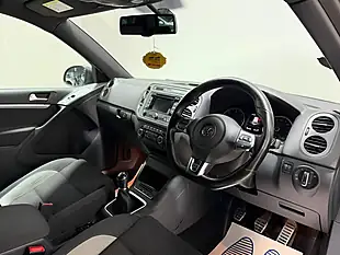 Used 2015 Volkswagen Tiguan R-Line Nimbus Grey - Interior and Exterior details 12