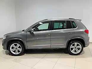 Used 2015 Volkswagen Tiguan R-Line Nimbus Grey - Interior and Exterior details 5
