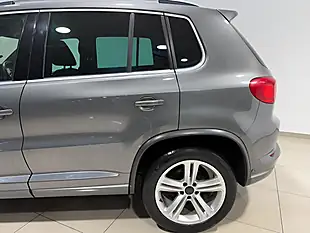 Used 2015 Volkswagen Tiguan R-Line Nimbus Grey - Interior and Exterior details 6