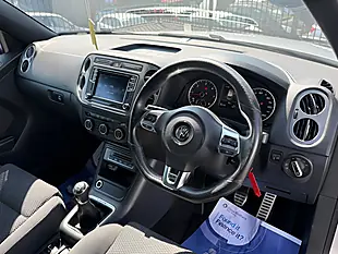 Used 2015 Volkswagen Tiguan R-Line Silver - Interior and Exterior details 12