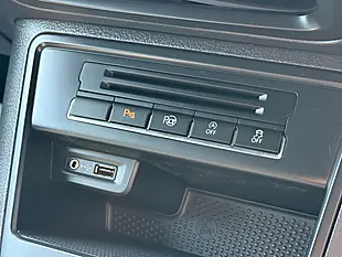Used 2015 Volkswagen Tiguan R-Line Silver - Interior and Exterior details 16