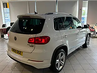 Used 2015 Volkswagen Tiguan R-Line White - Interior and Exterior details 10